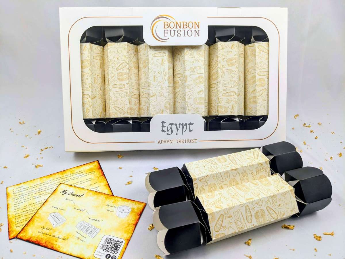 white luxury christmas crackers